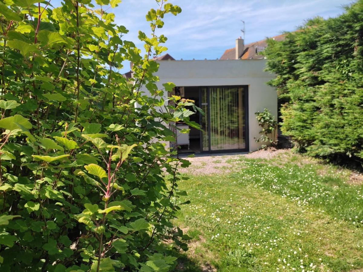 Chez Chon Et Jean-Marie Apartment Hermanville-sur-Mer ภายนอก รูปภาพ